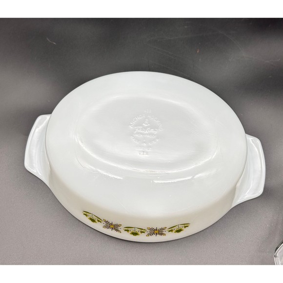 Vintage Fire King Meadow Green Anchor Hocking Oval Casserole Dish 1 1/2 QT - Picture 4 of 6